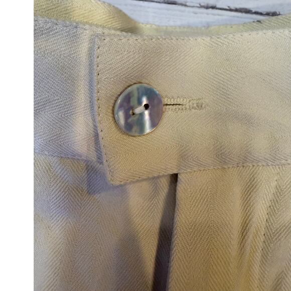 VTG Tommy Bahama size 6 100% silk shorts yellow pleated old money luxury resort - Picture 5 of 5